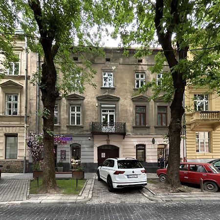 Modern Apartment, 5Mins To Rynok Square Lviv Luaran gambar