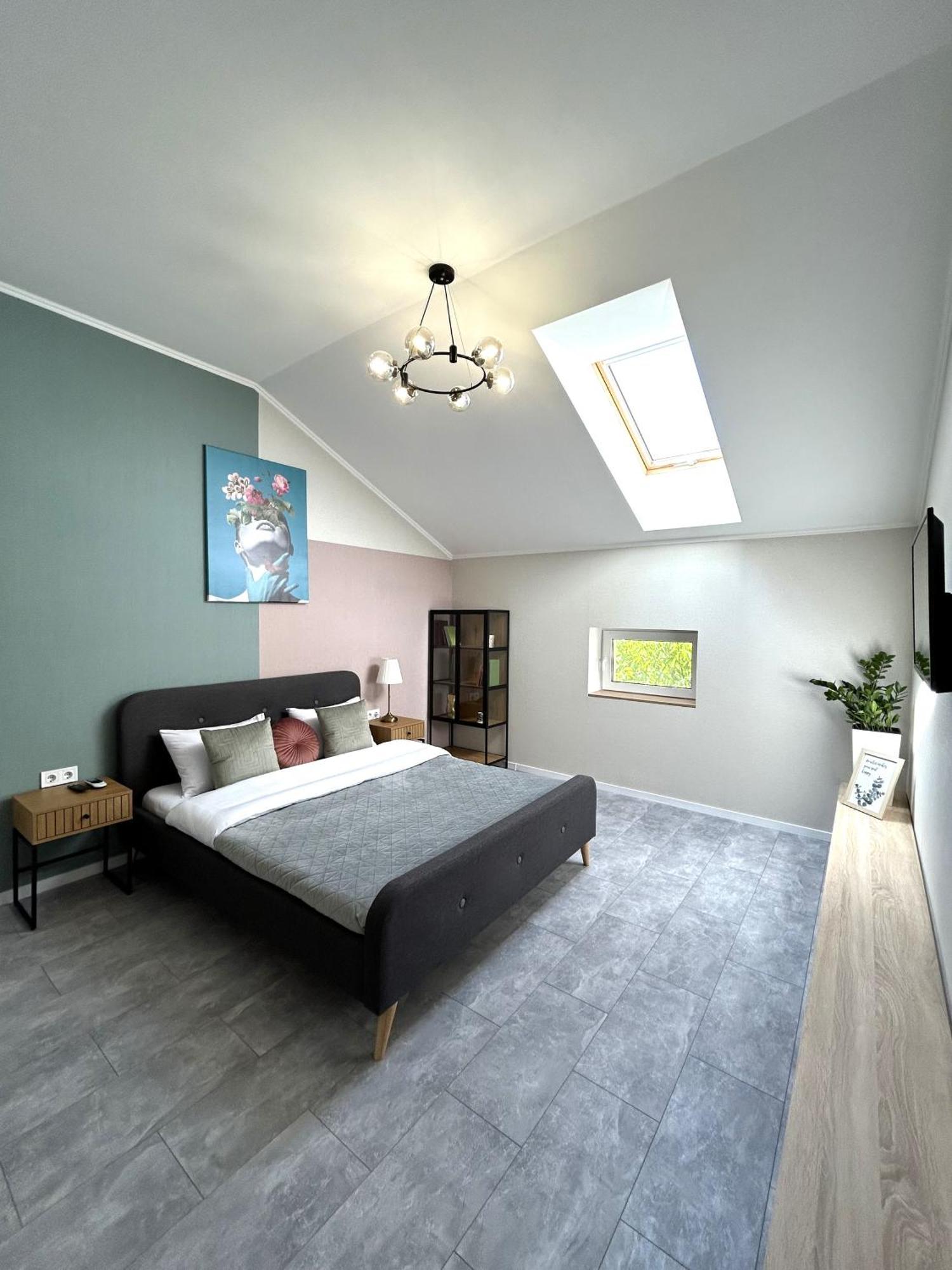 Modern Apartment, 5Mins To Rynok Square Lviv Luaran gambar