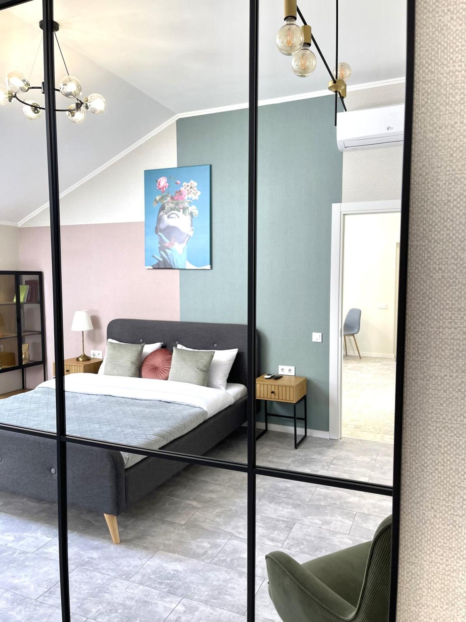 Modern Apartment, 5Mins To Rynok Square Lviv Luaran gambar