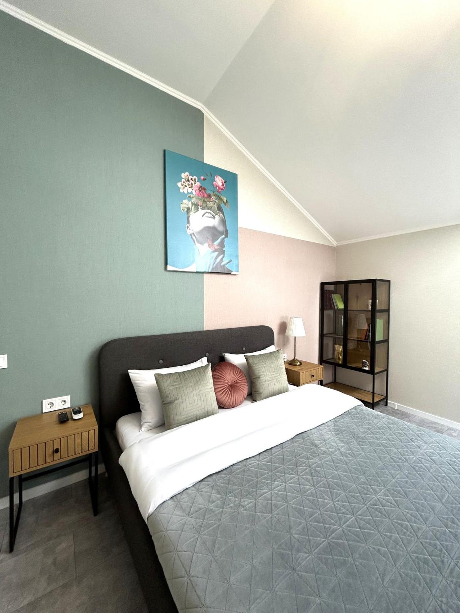 Modern Apartment, 5Mins To Rynok Square Lviv Luaran gambar