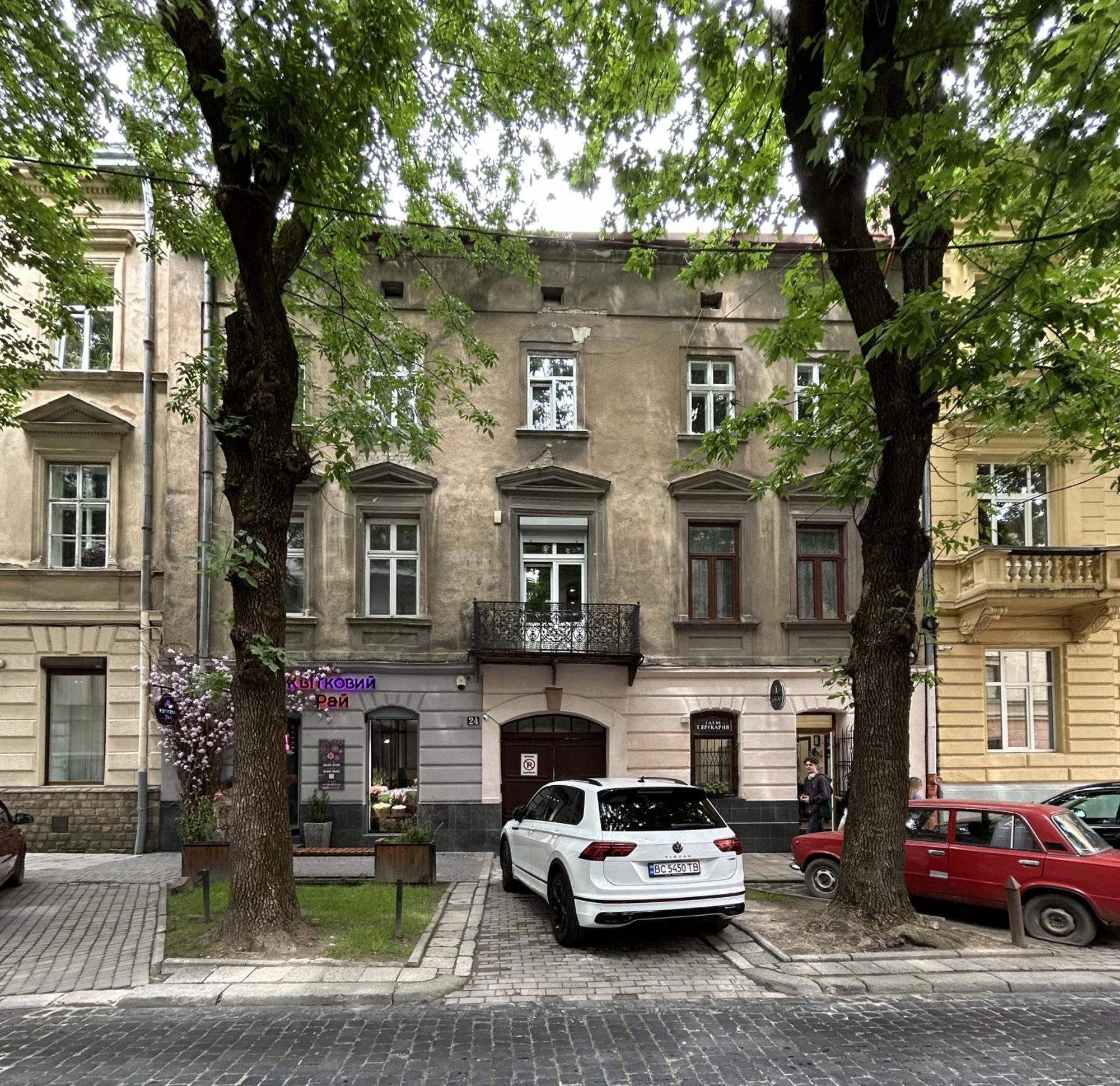 Modern Apartment, 5Mins To Rynok Square Lviv Luaran gambar